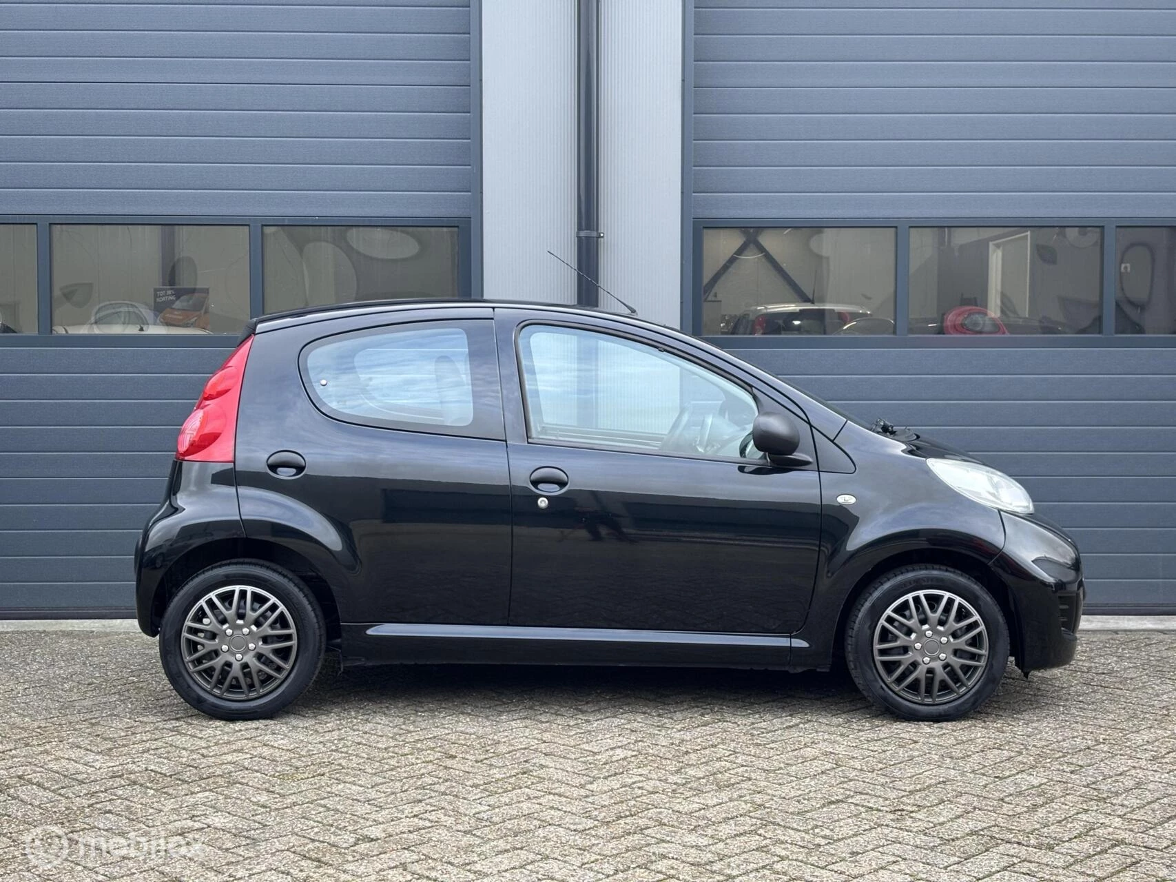 Hoofdafbeelding Peugeot 107