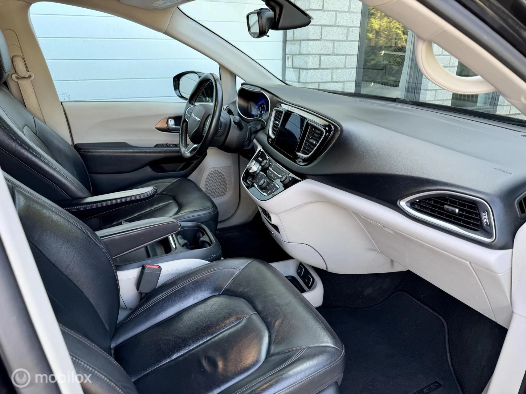 Hoofdafbeelding Chrysler Pacifica