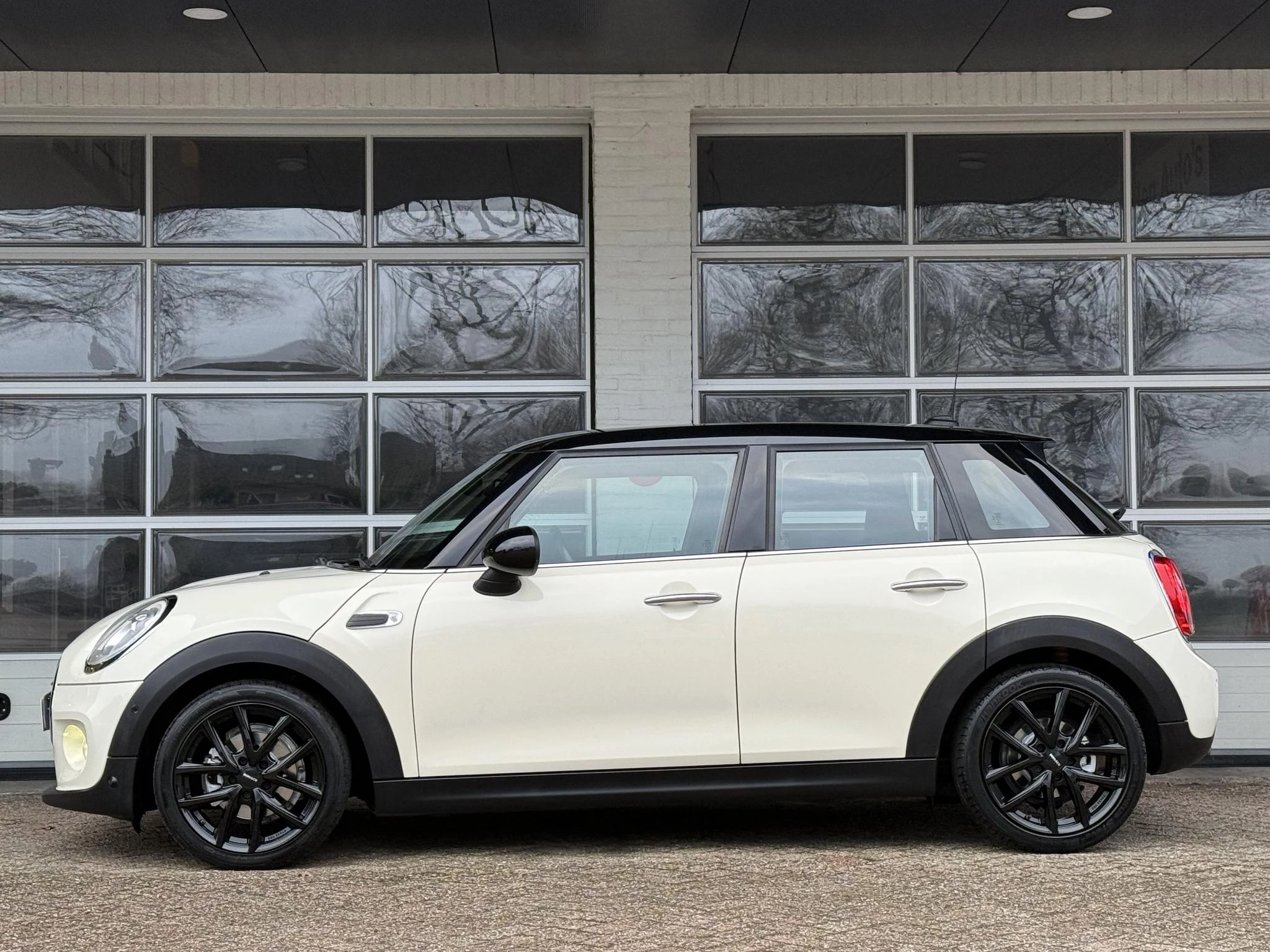 Hoofdafbeelding MINI Cooper