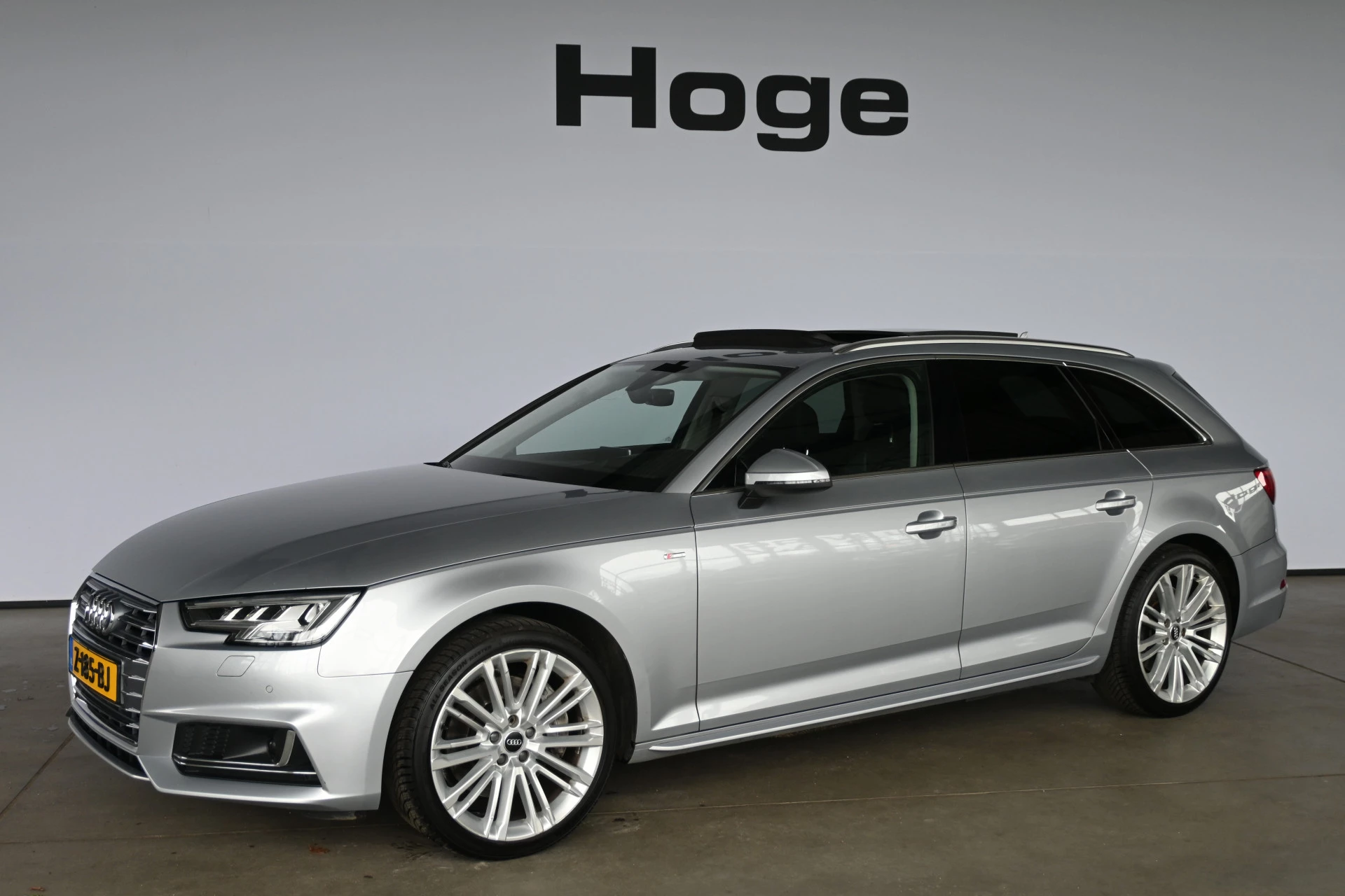 Hoofdafbeelding Audi A4