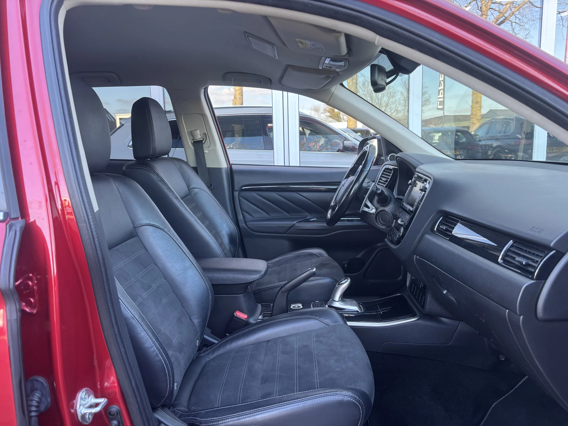 Hoofdafbeelding Mitsubishi Outlander