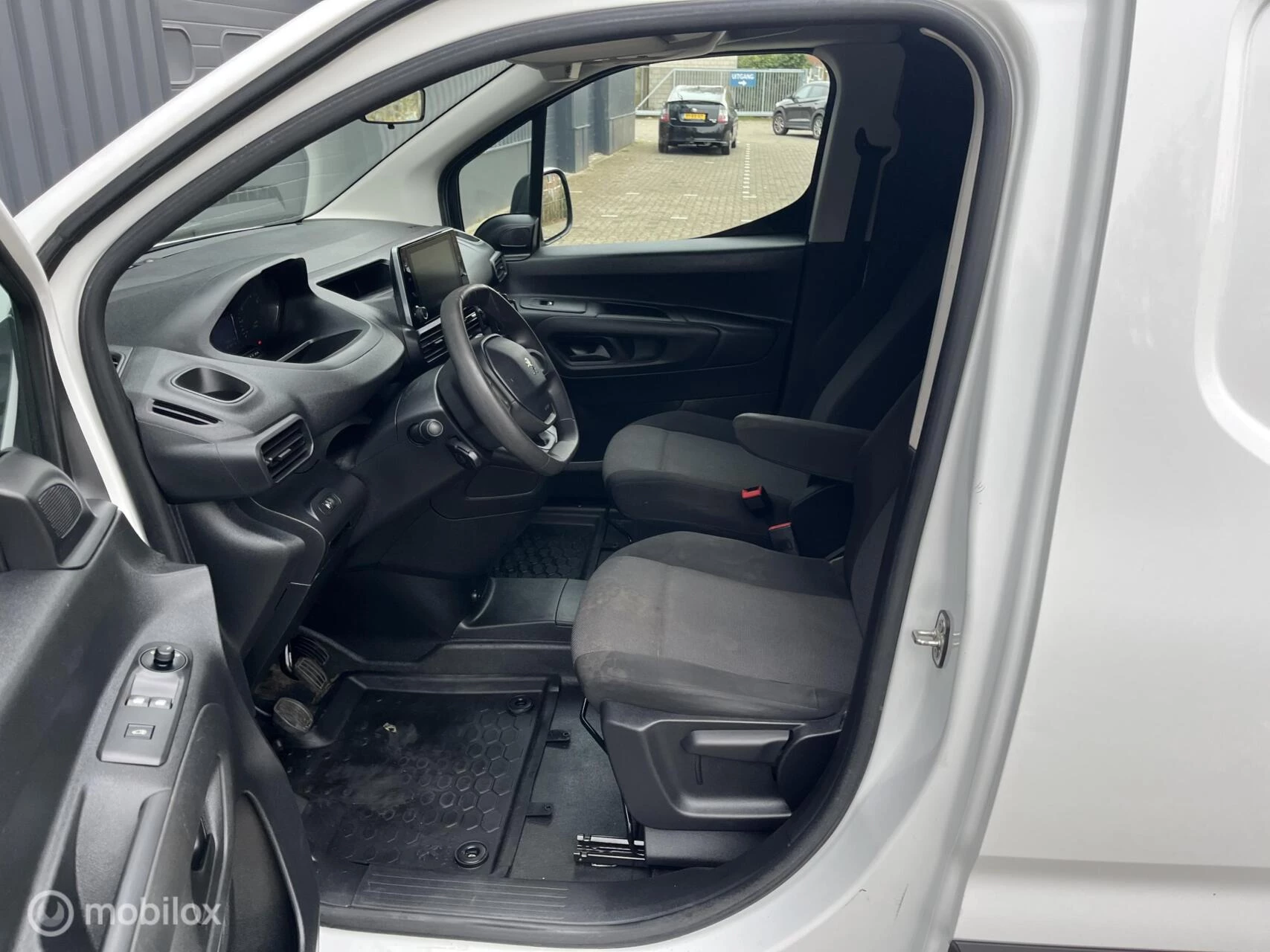 Hoofdafbeelding Peugeot Partner