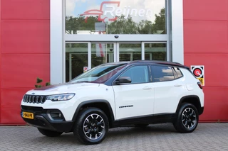 Jeep Compass 4xe 240PK PHEV TRAILHAWK AUTOMAAT | NAVIGATIE | ACHTERUIRIJ  CAMERA | DRAADLOOS APPLE CARPLAY / ANDROID AUTO | DIGITALE COCKPIT | LED KOPLAMPEN / ACHTERLICHTEN | LED MIST LAMPEN | 17" OFF-ROAD LICHTMETALEN VELGEN | ALL SEASON BANDEN | DRAADLOOS LADEN | ADAPTIVE CRUISE / CRUISE CONTROL | TREKHAAK | 4 WIELAANDRIJVING | PARKEERSENSOREN VOOR / ACHTER |
