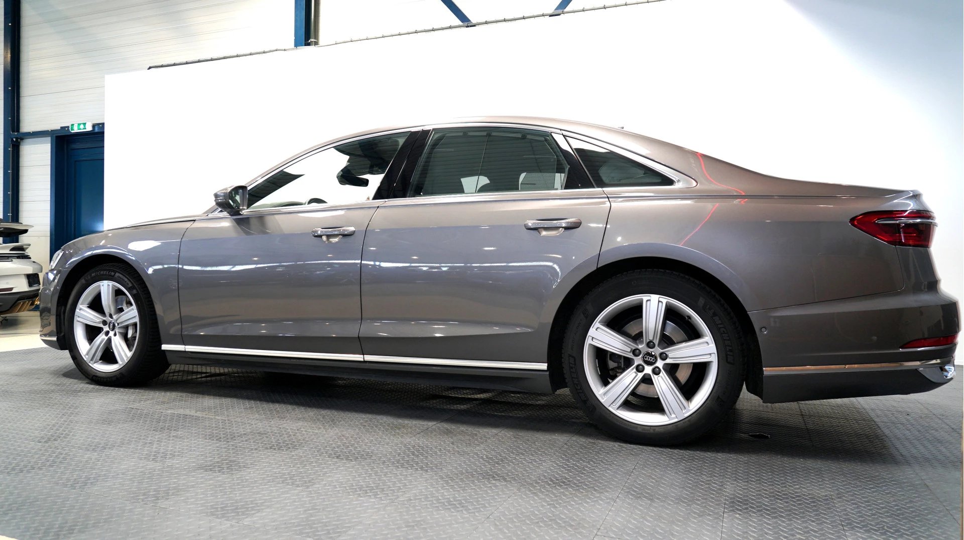 Hoofdafbeelding Audi A8