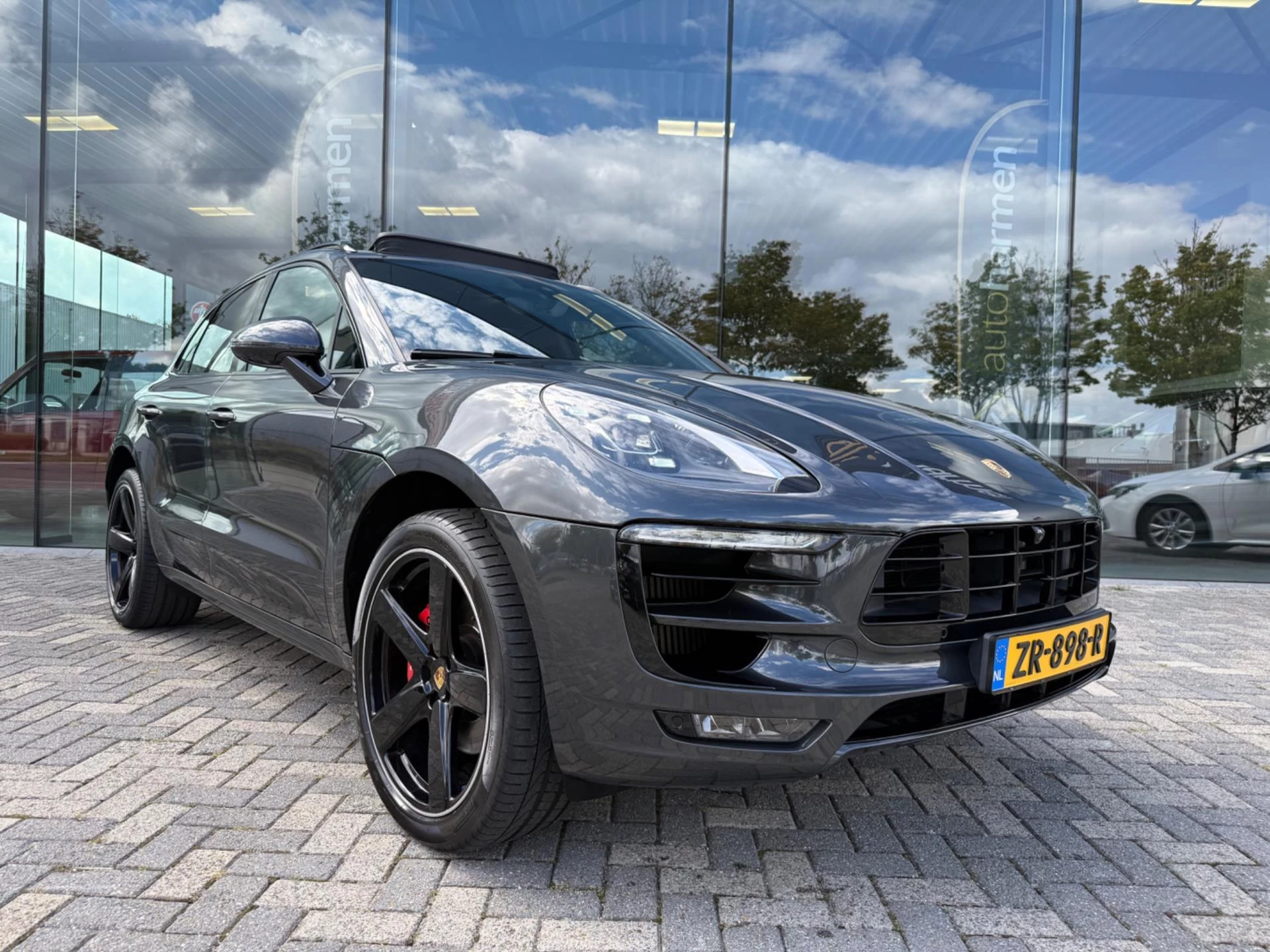 Hoofdafbeelding Porsche Macan