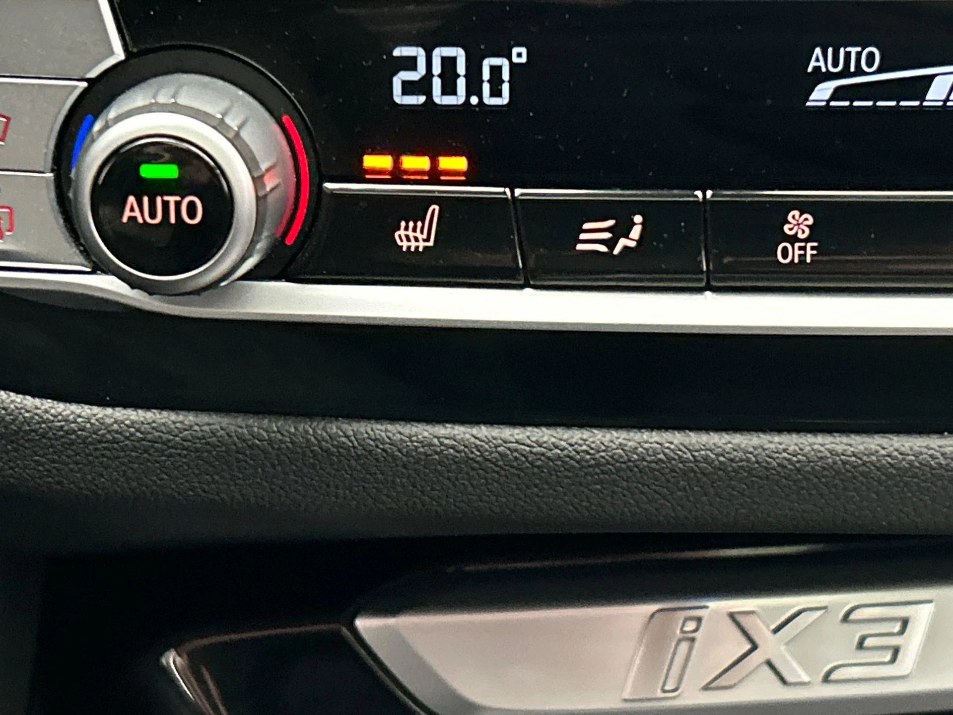 Hoofdafbeelding BMW iX3