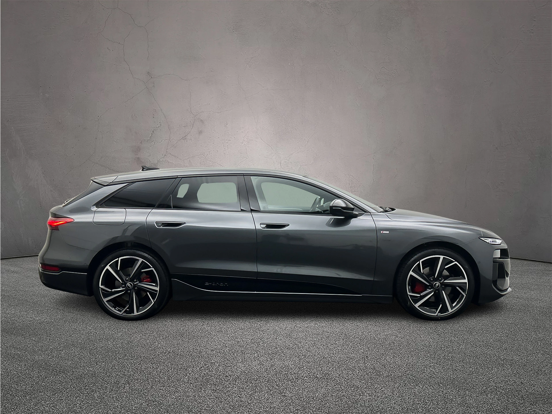 Hoofdafbeelding Audi A6 Avant e-tron