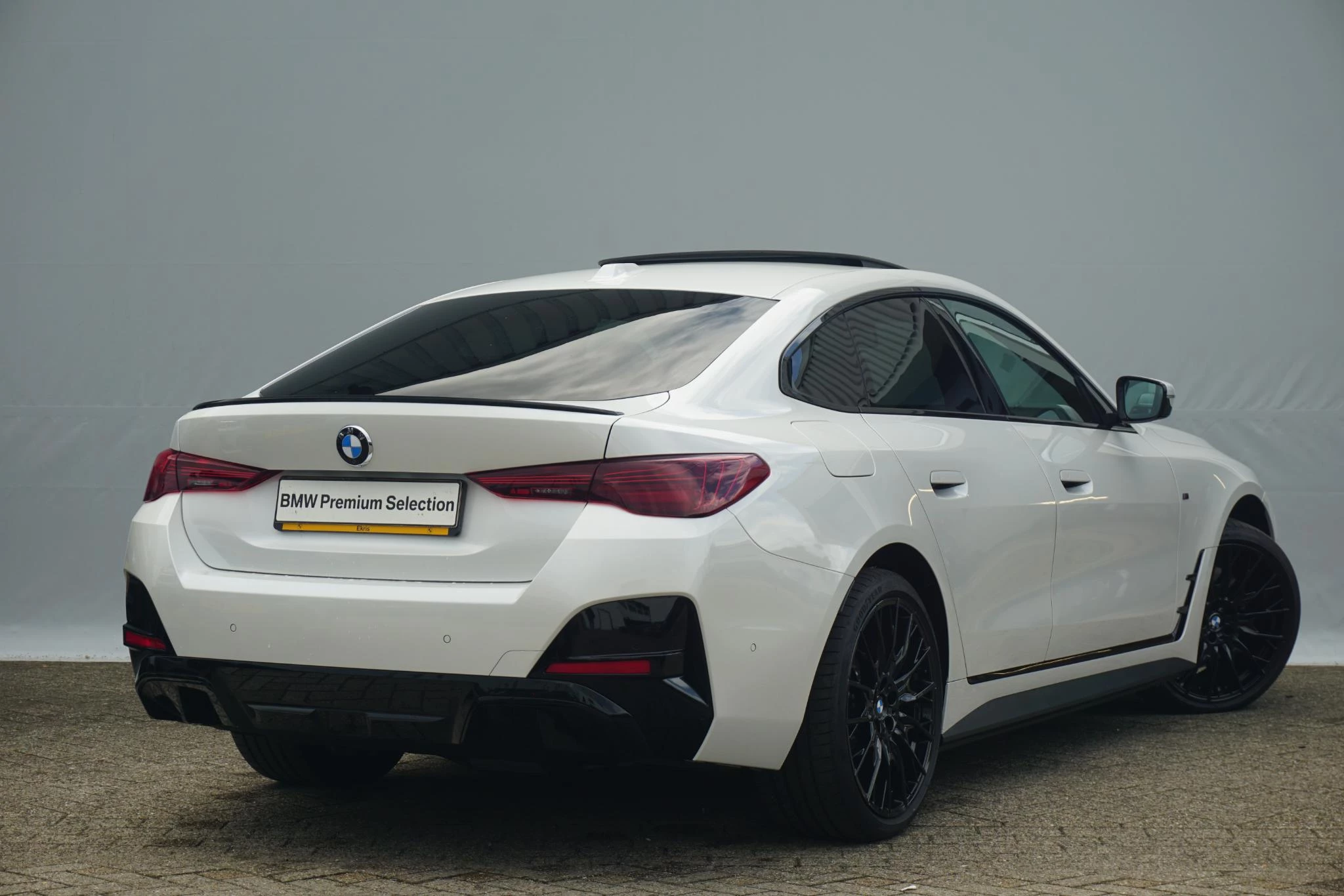 Hoofdafbeelding BMW i4