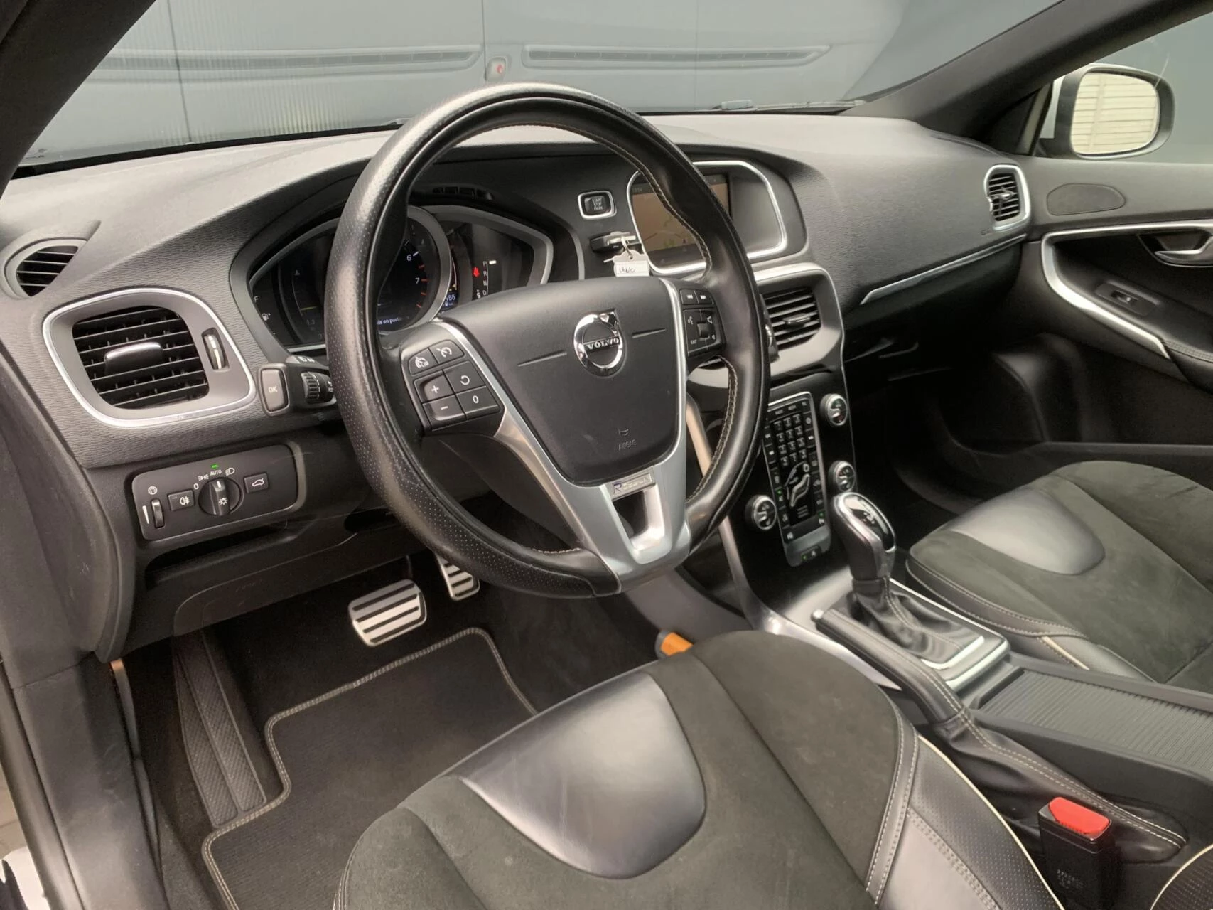 Hoofdafbeelding Volvo V40