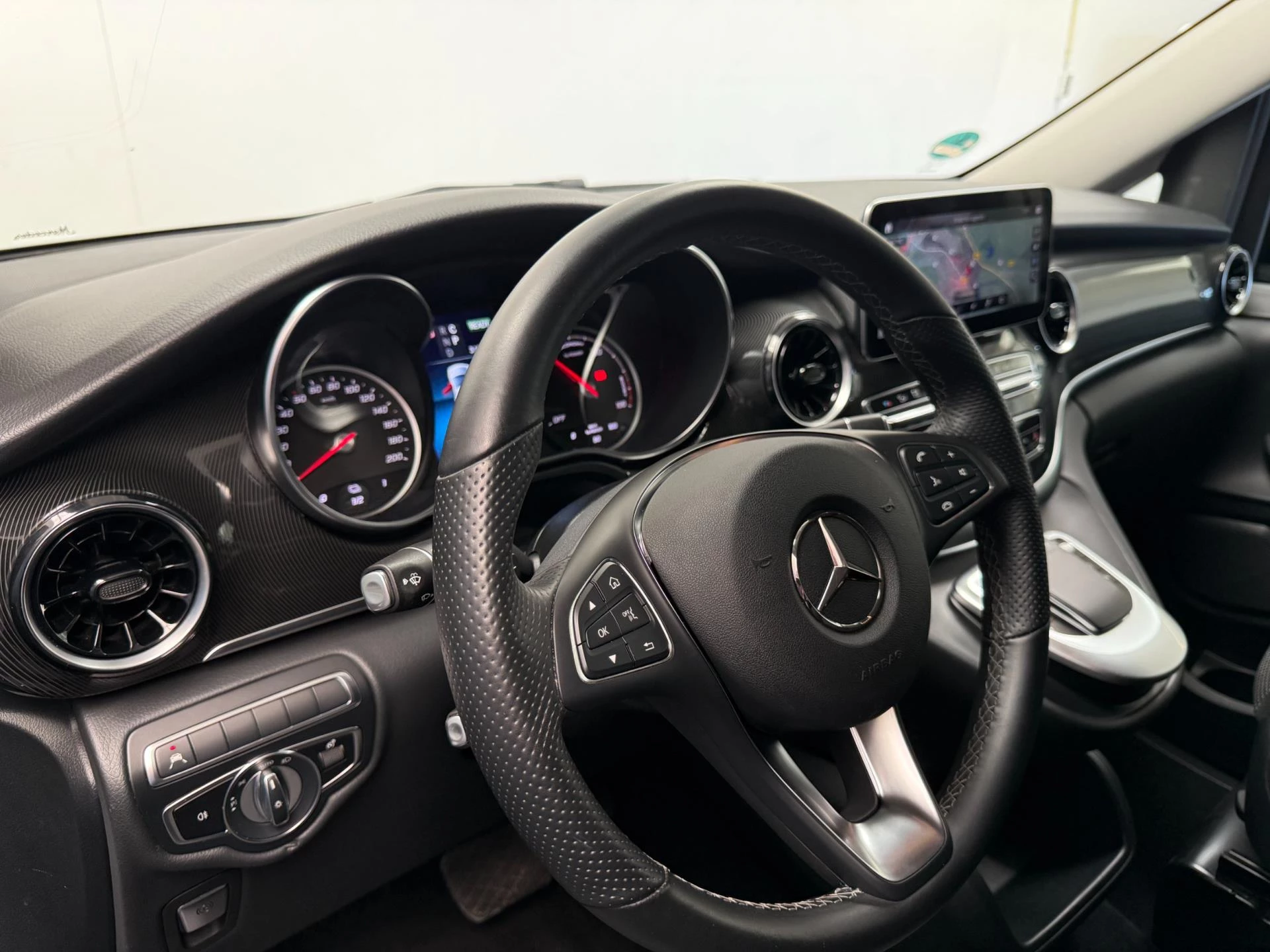Hoofdafbeelding Mercedes-Benz EQV
