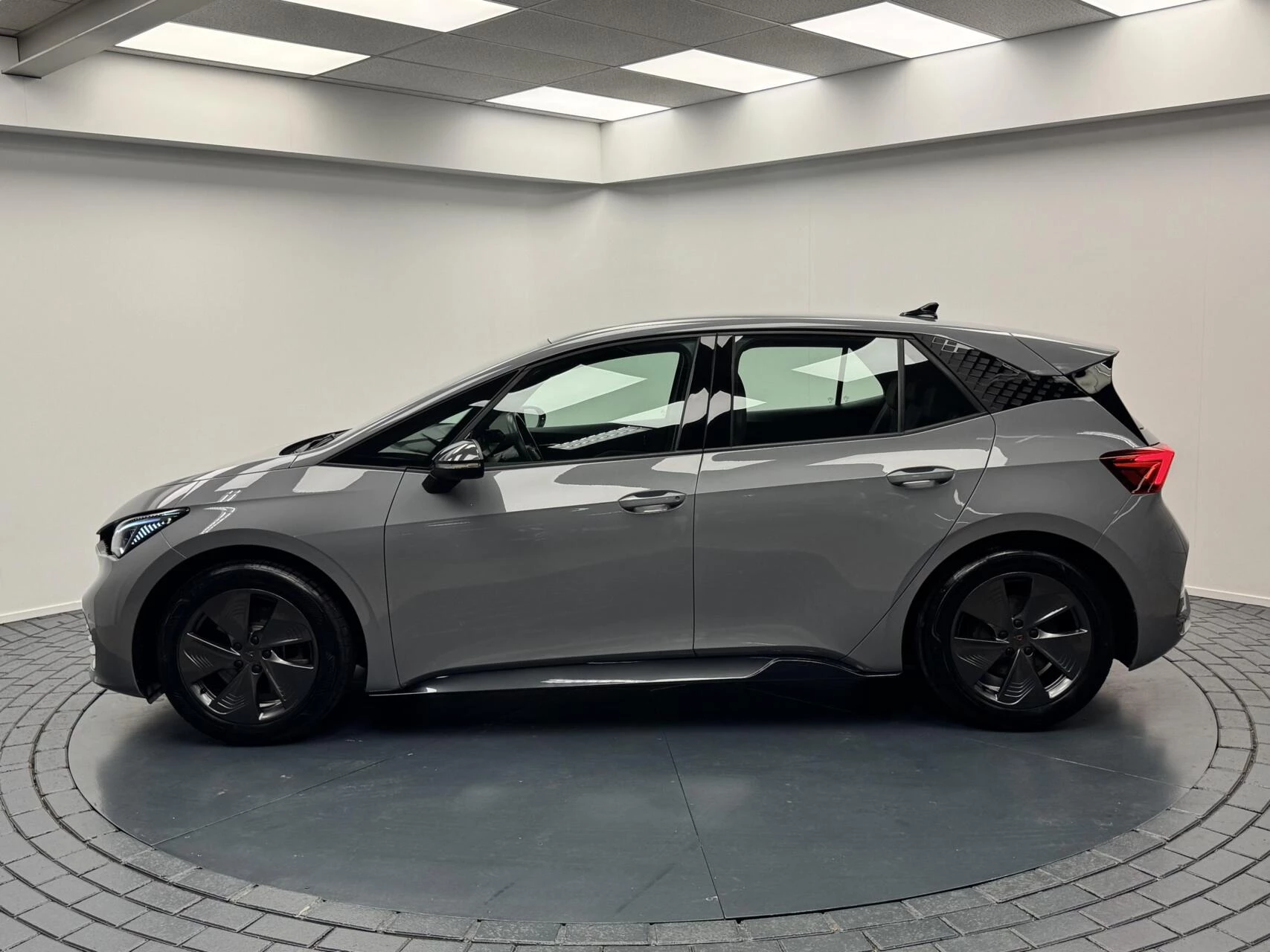 Hoofdafbeelding CUPRA Born