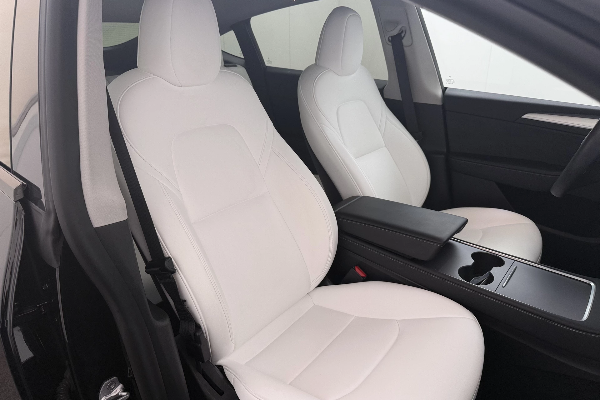 Hoofdafbeelding Tesla Model Y