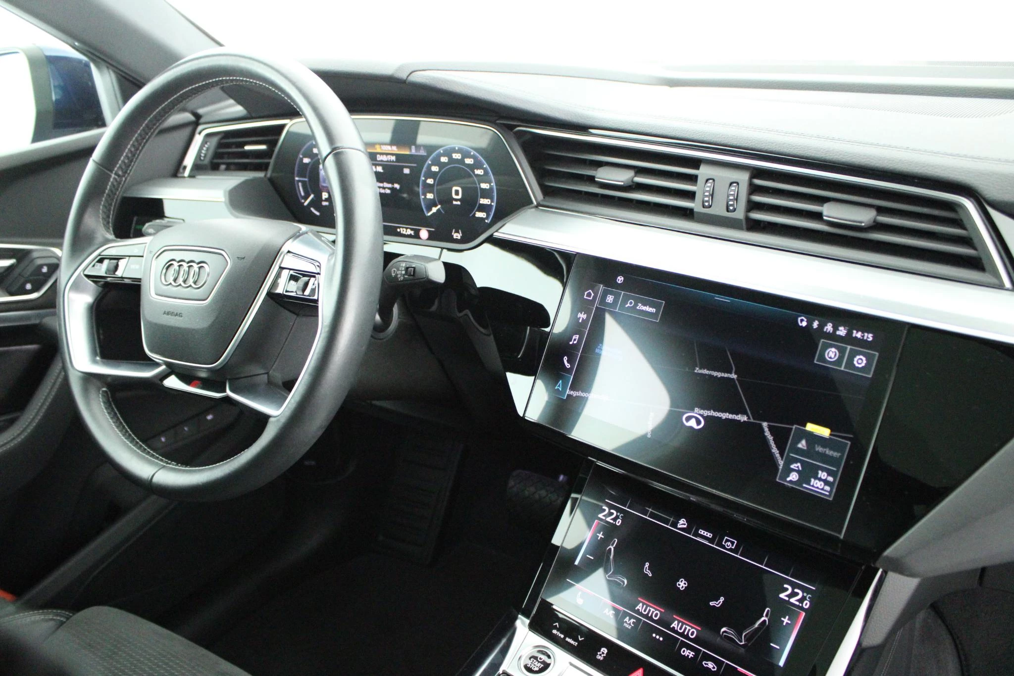 Hoofdafbeelding Audi e-tron