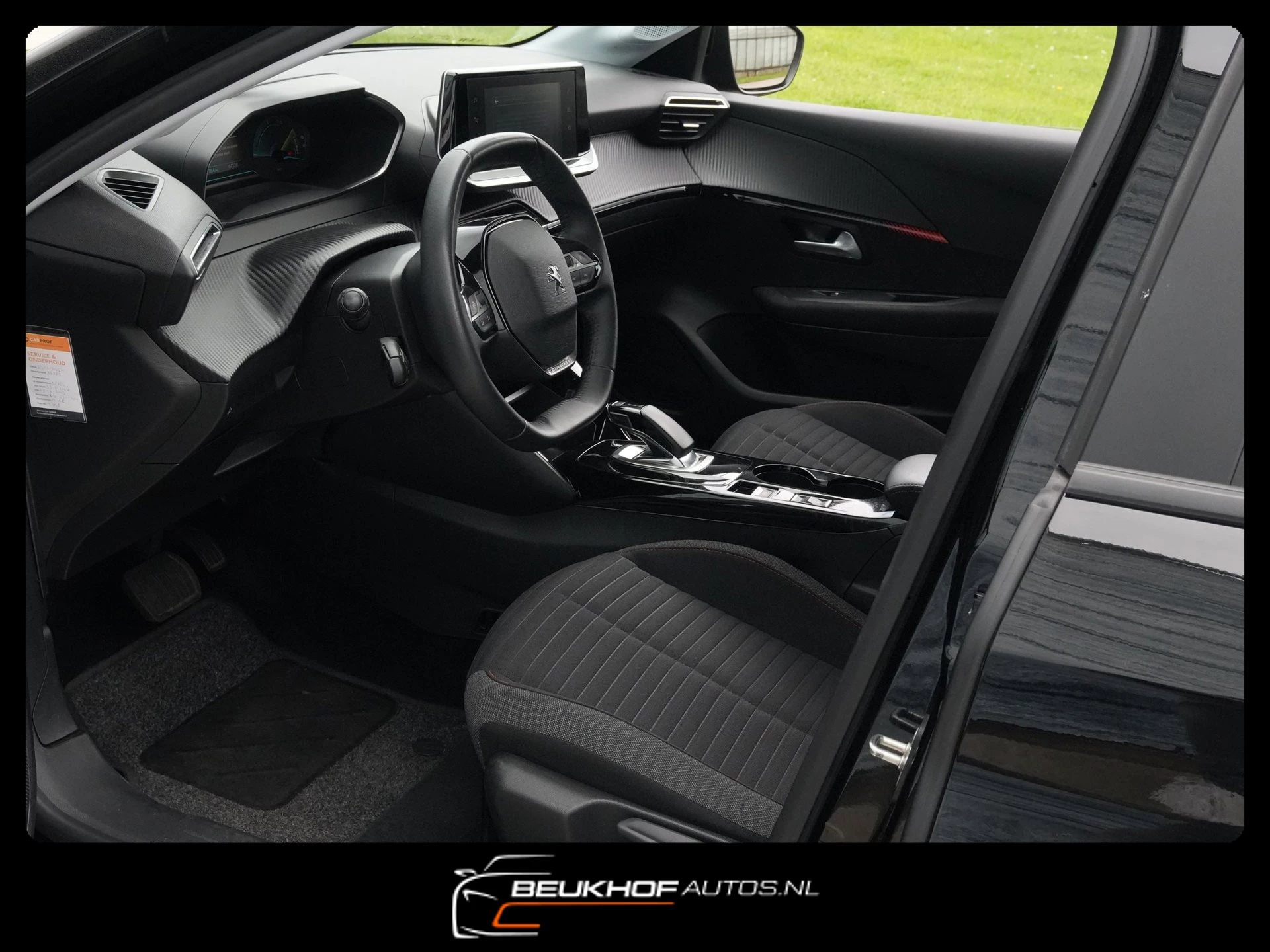 Hoofdafbeelding Peugeot e-208