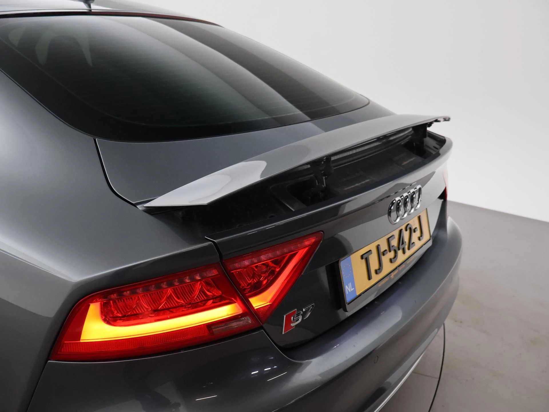 Hoofdafbeelding Audi S7