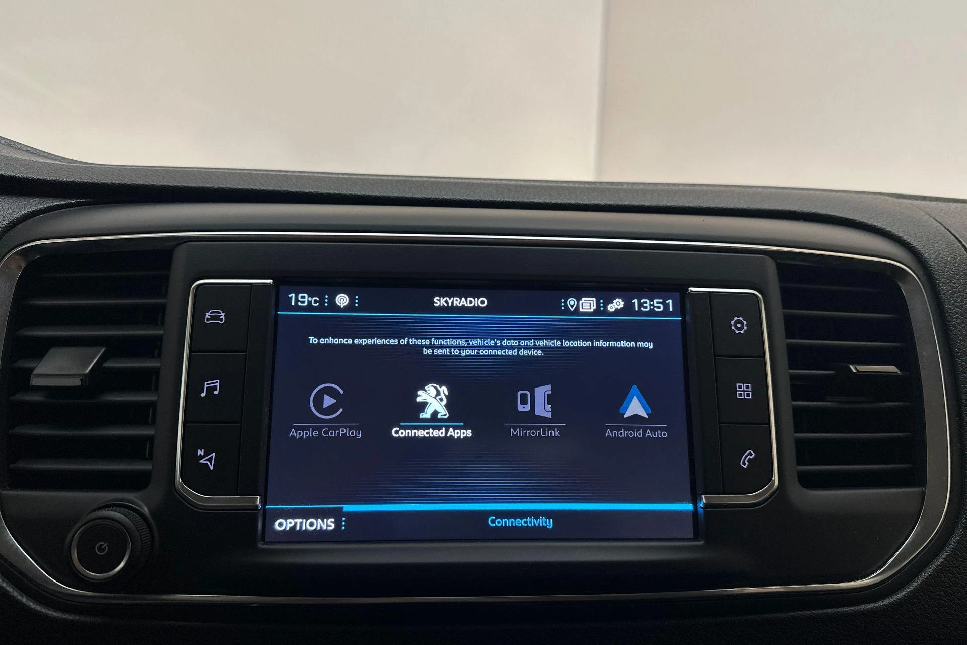 Hoofdafbeelding Peugeot Traveller