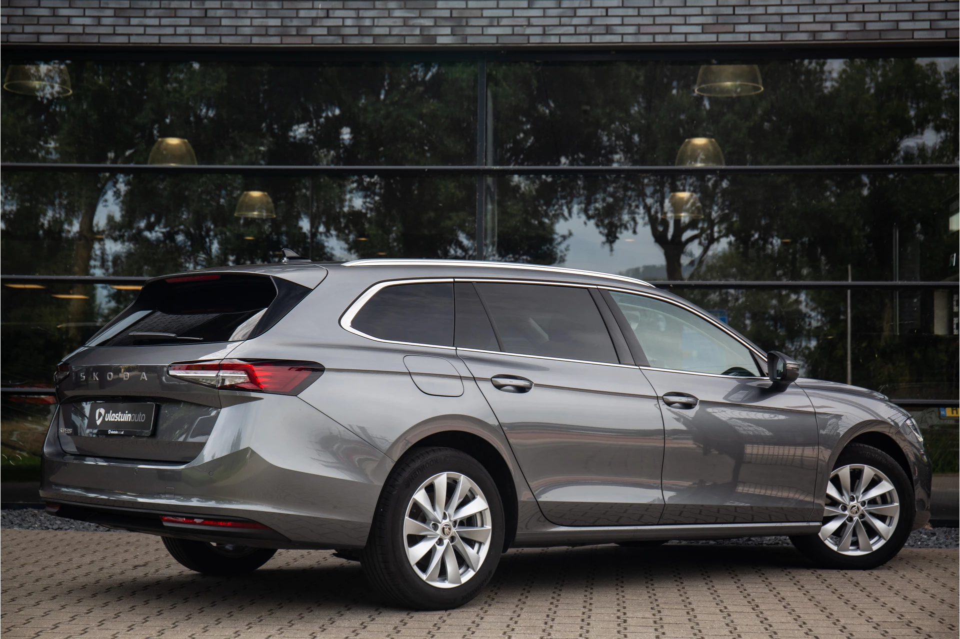 Hoofdafbeelding Škoda Superb