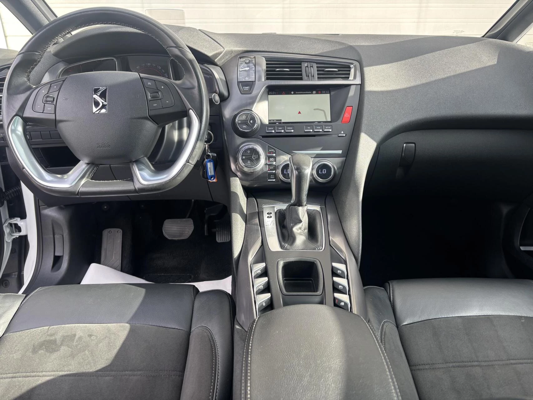 Hoofdafbeelding DS DS 5