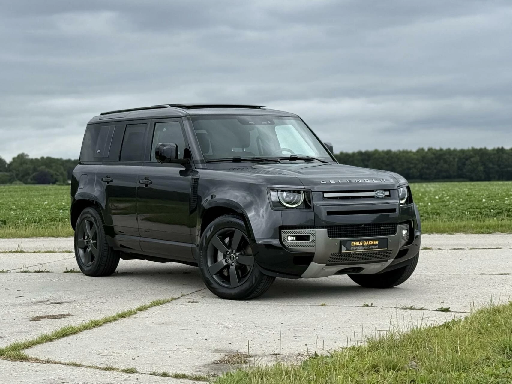 Hoofdafbeelding Land Rover Defender