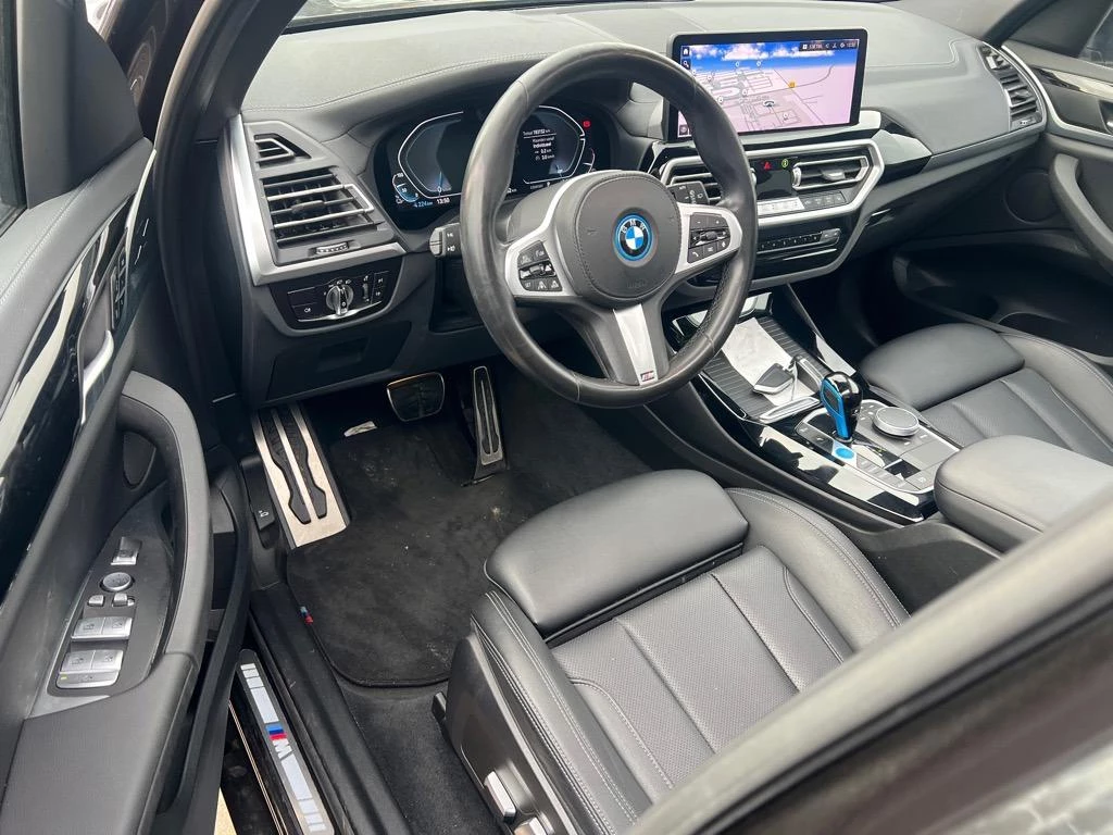 Hoofdafbeelding BMW iX3