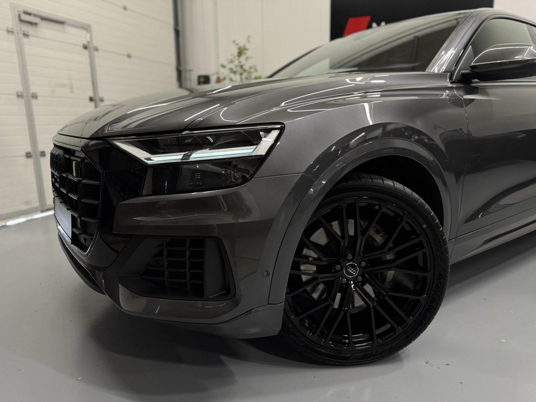 Hoofdafbeelding Audi Q8