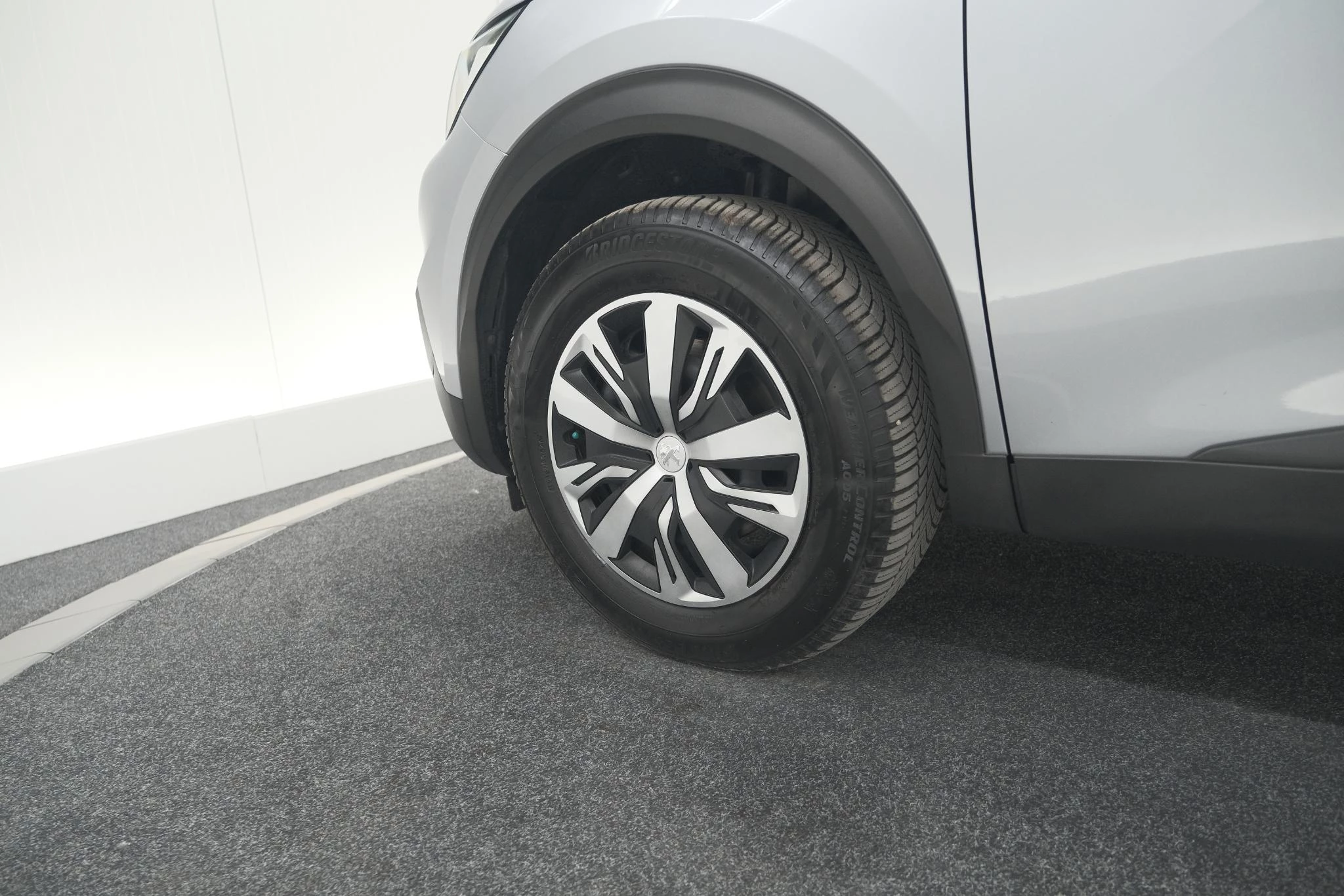 Hoofdafbeelding Peugeot e-2008