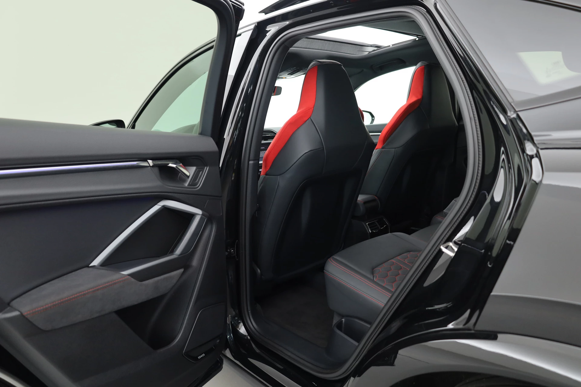Hoofdafbeelding Audi RSQ3
