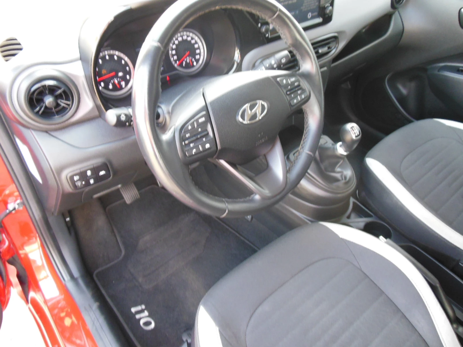 Hoofdafbeelding Hyundai i10