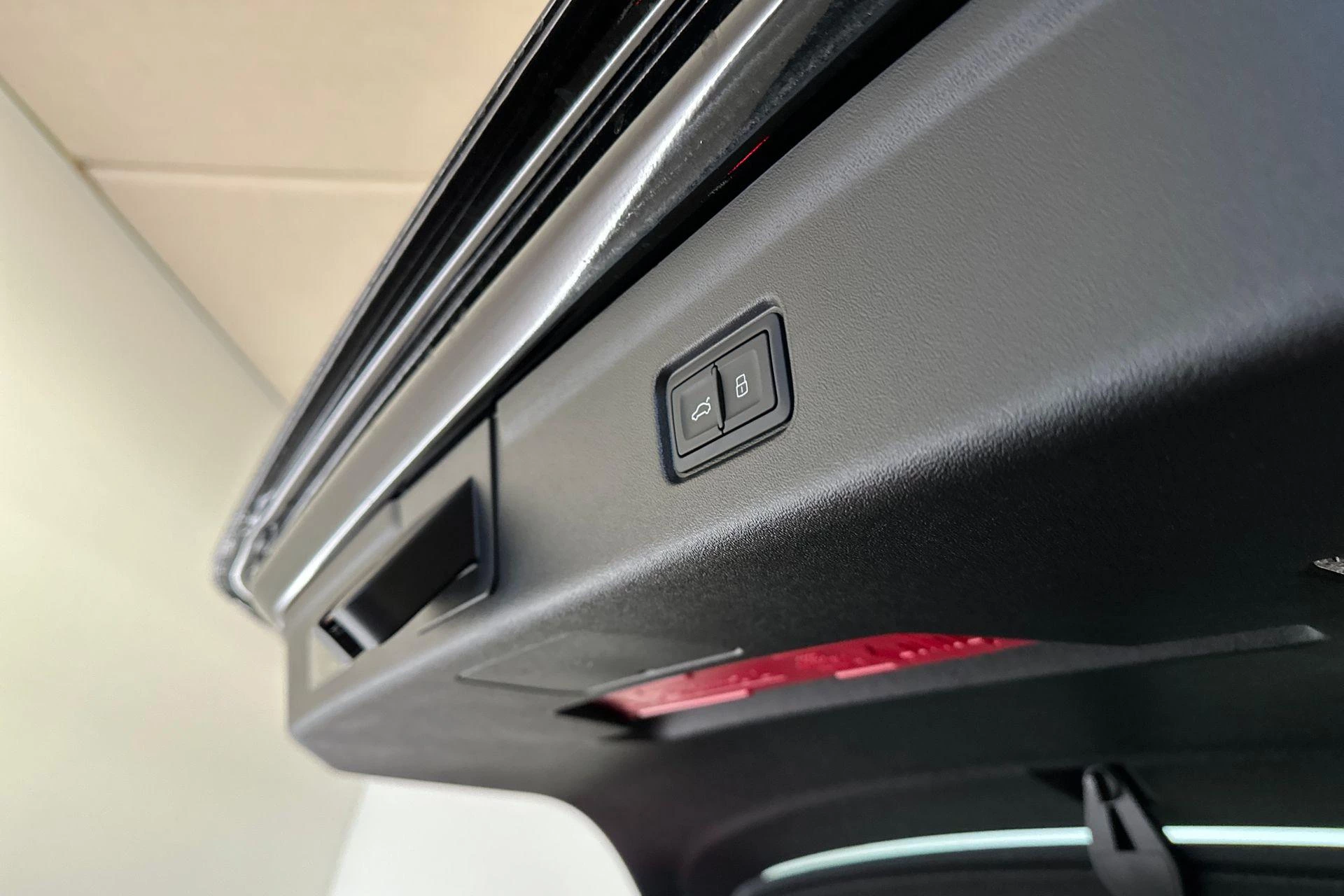 Hoofdafbeelding Audi A6 e-tron