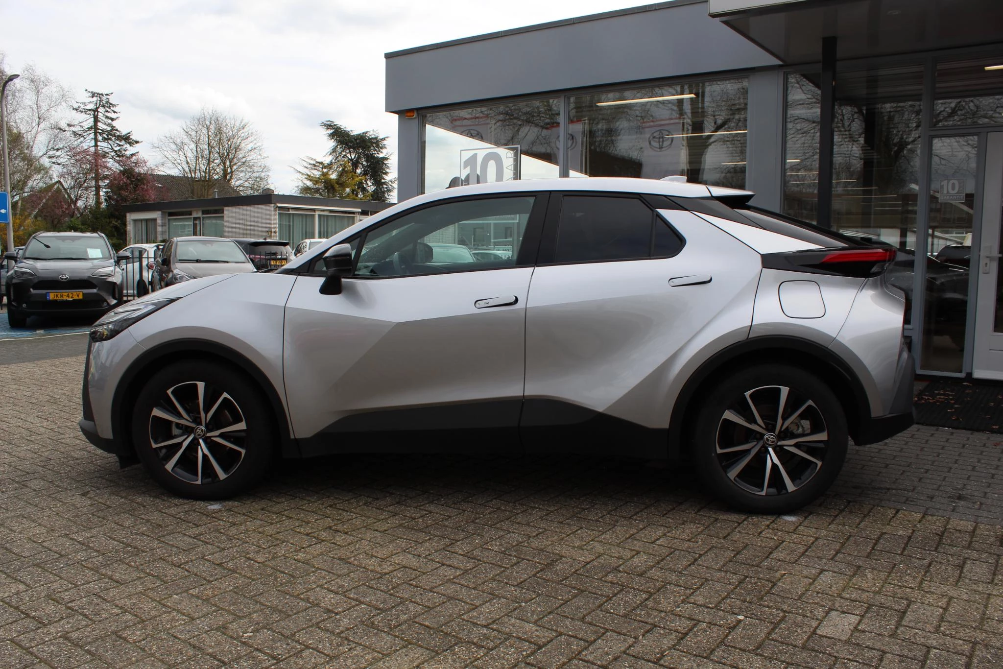 Hoofdafbeelding Toyota C-HR