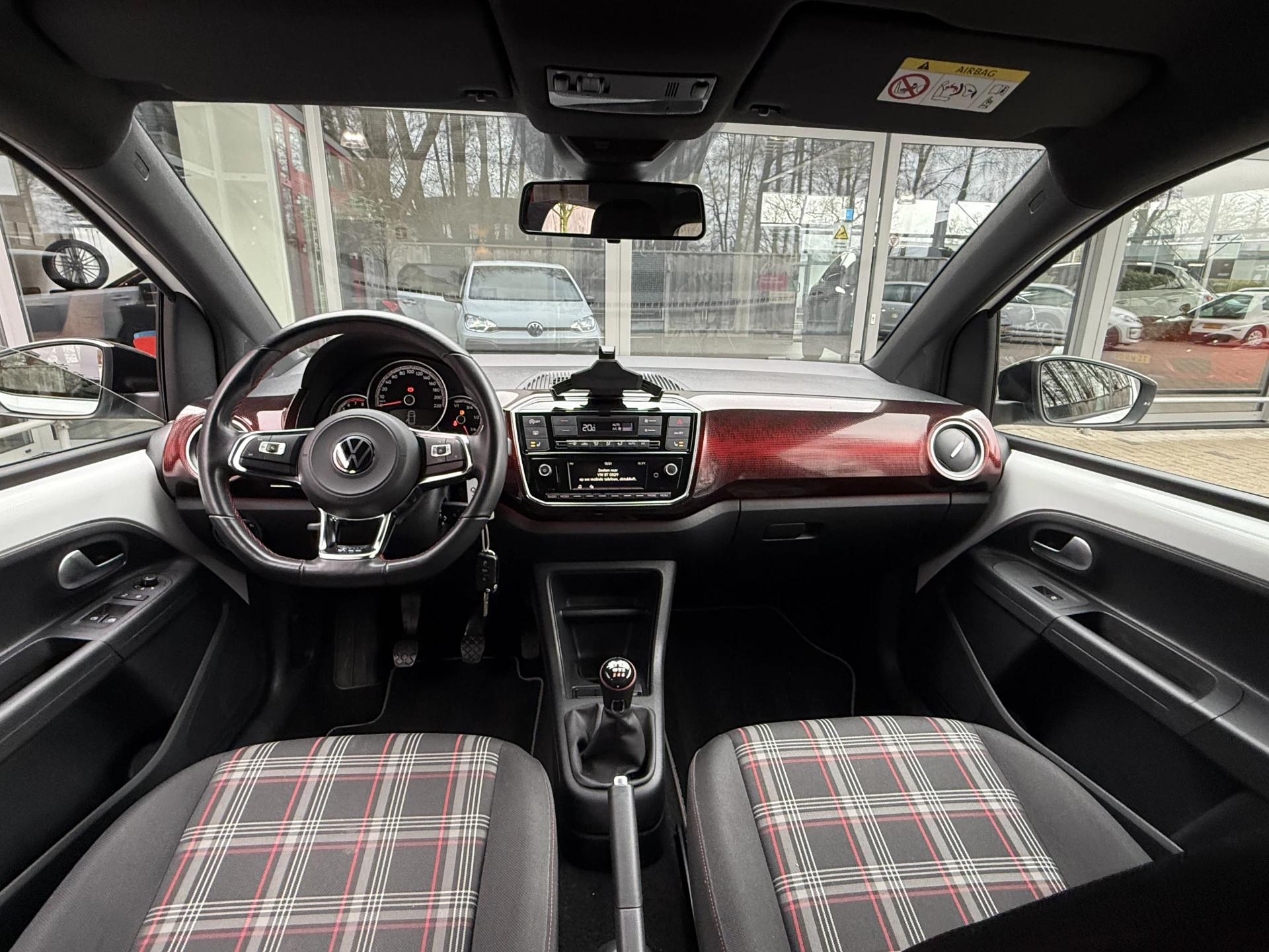 Hoofdafbeelding Volkswagen up!