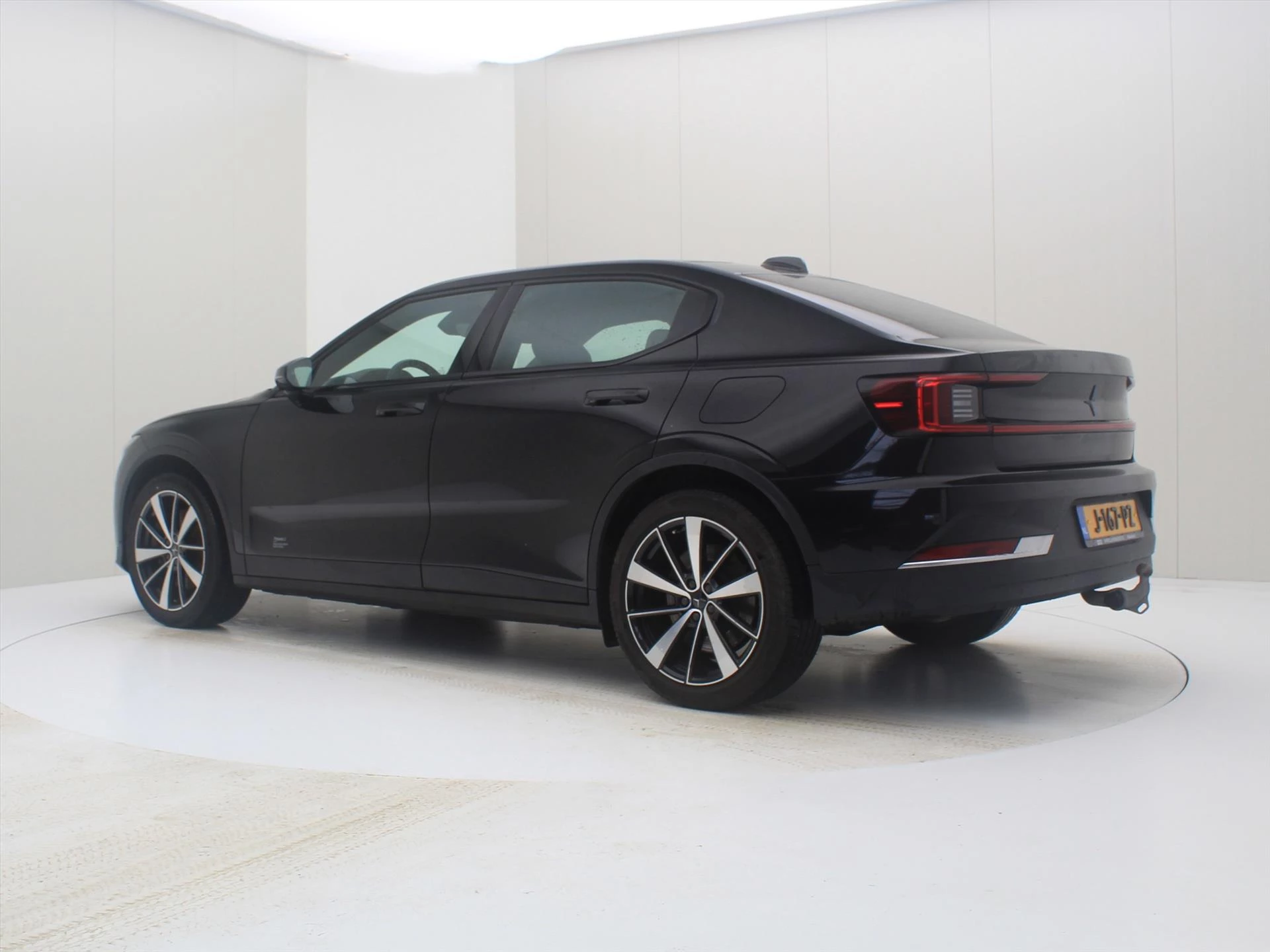 Hoofdafbeelding Polestar 2