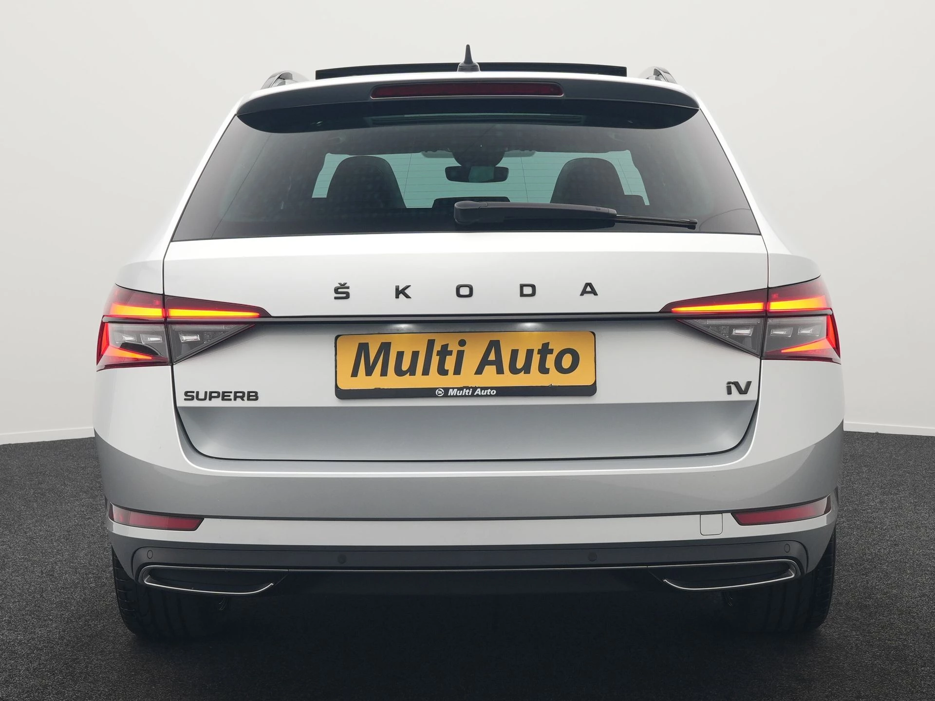 Hoofdafbeelding Škoda Superb