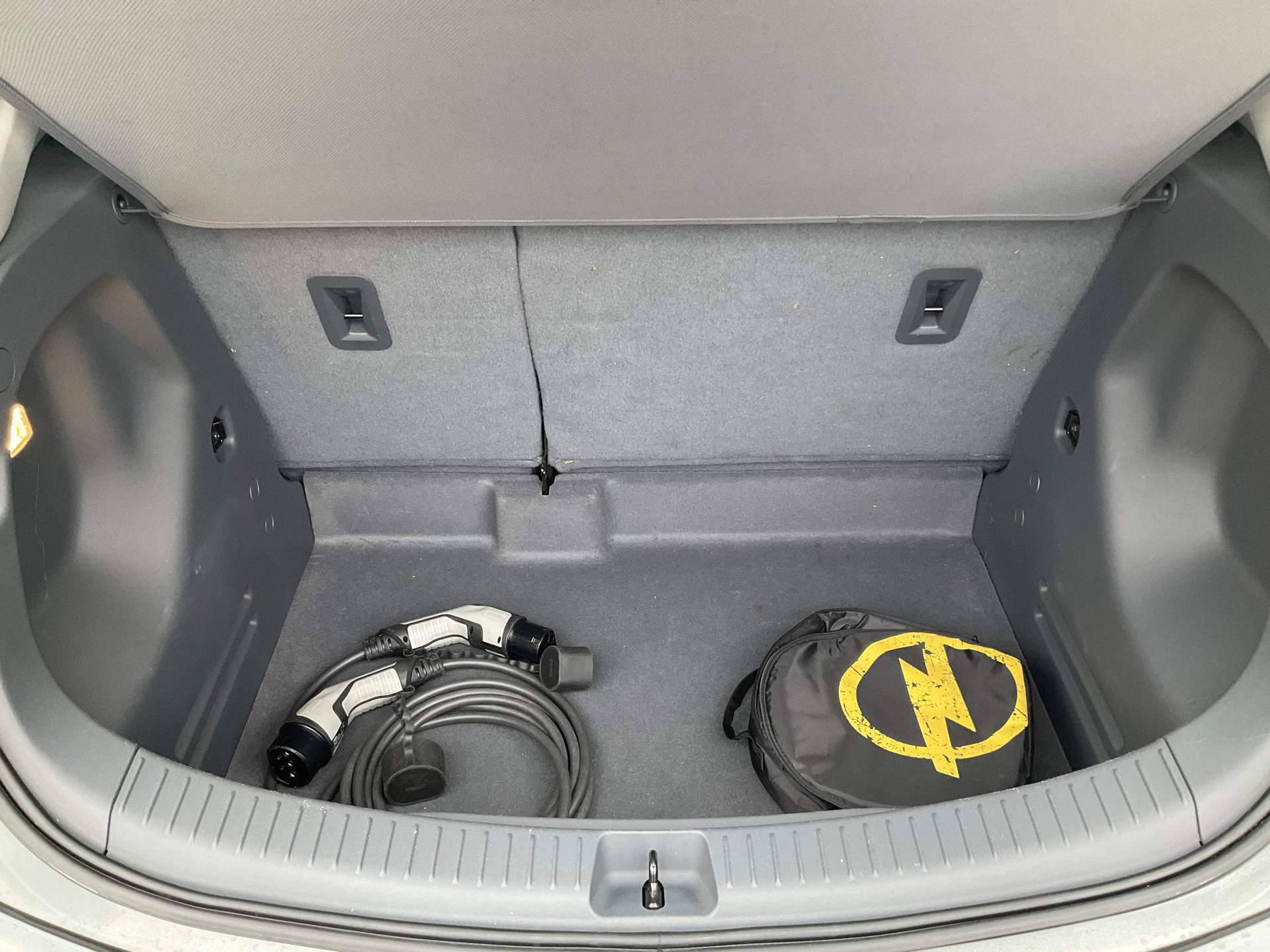 Hoofdafbeelding Opel Ampera-e