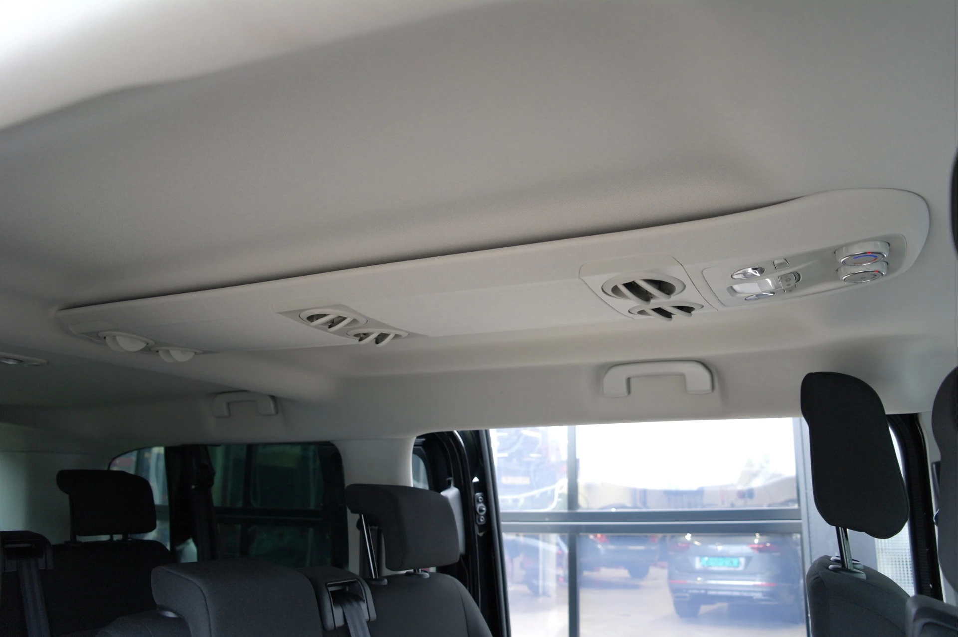 Hoofdafbeelding Peugeot e-Expert