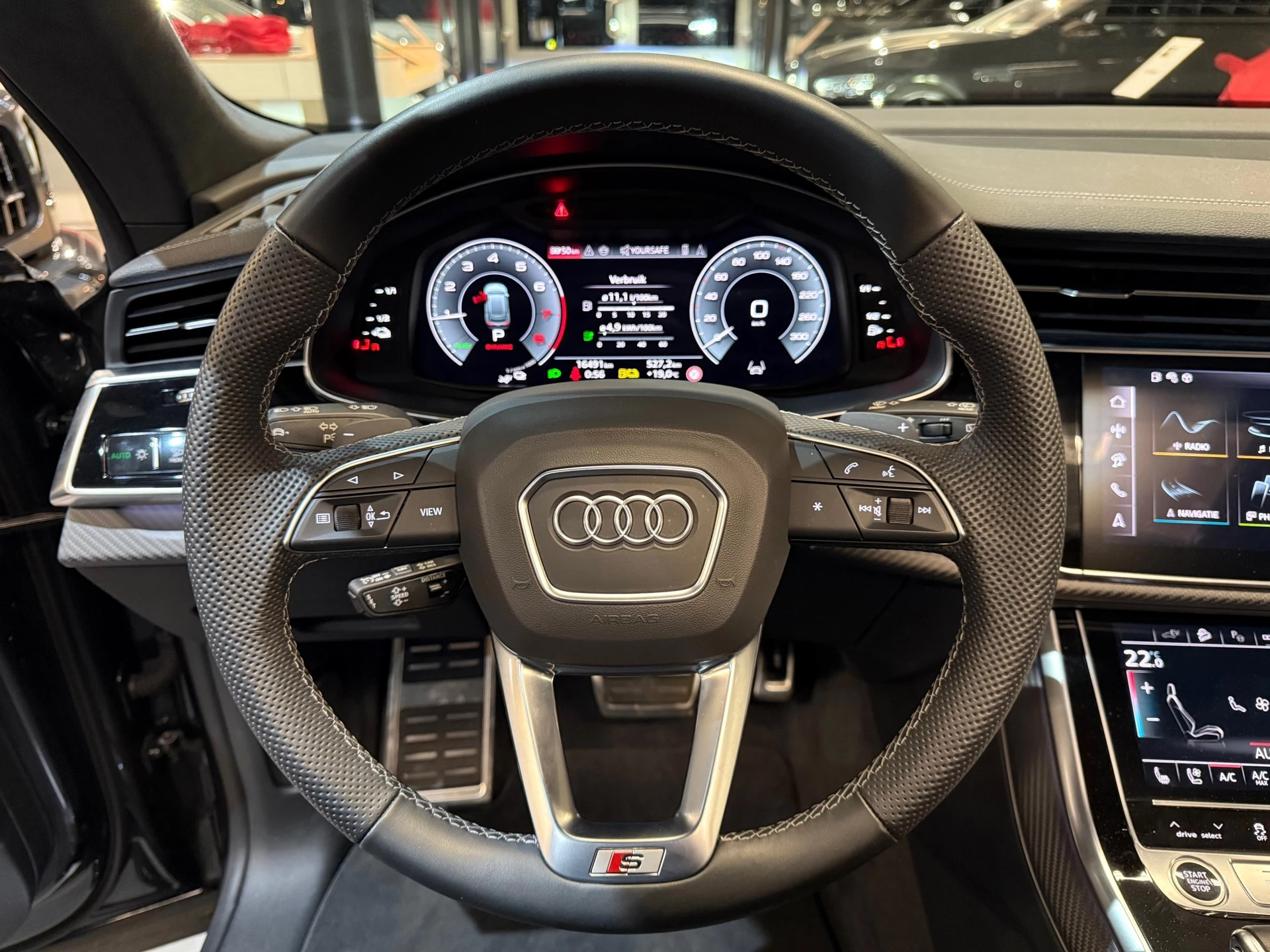 Hoofdafbeelding Audi Q8