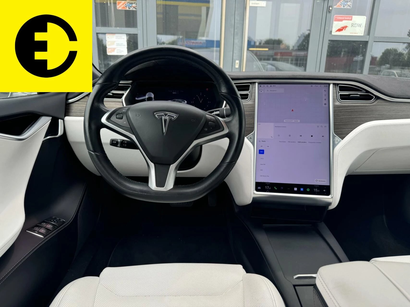 Hoofdafbeelding Tesla Model S