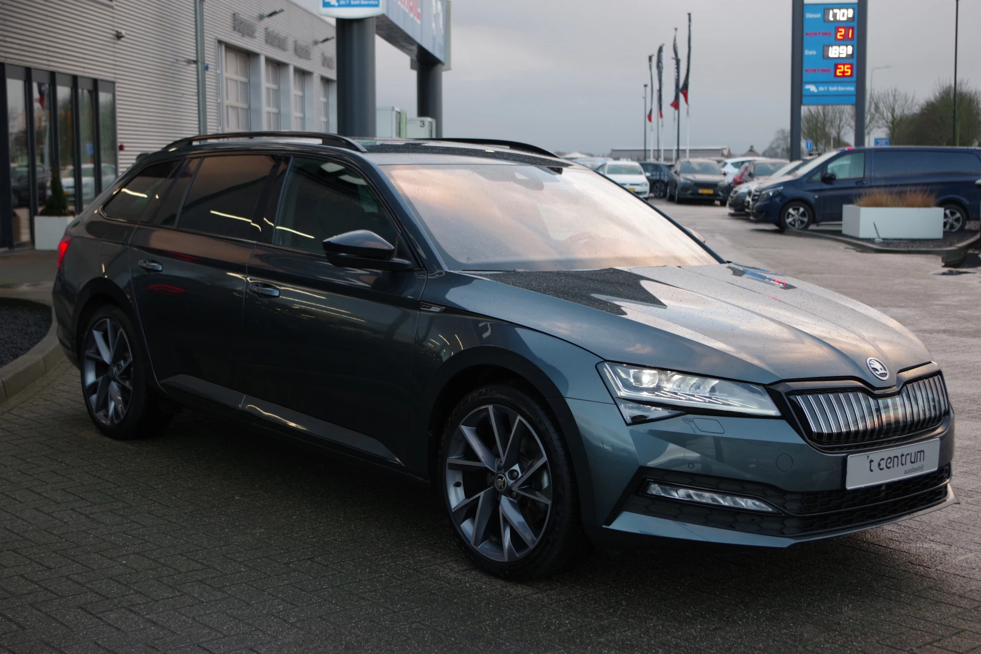 Hoofdafbeelding Škoda Superb