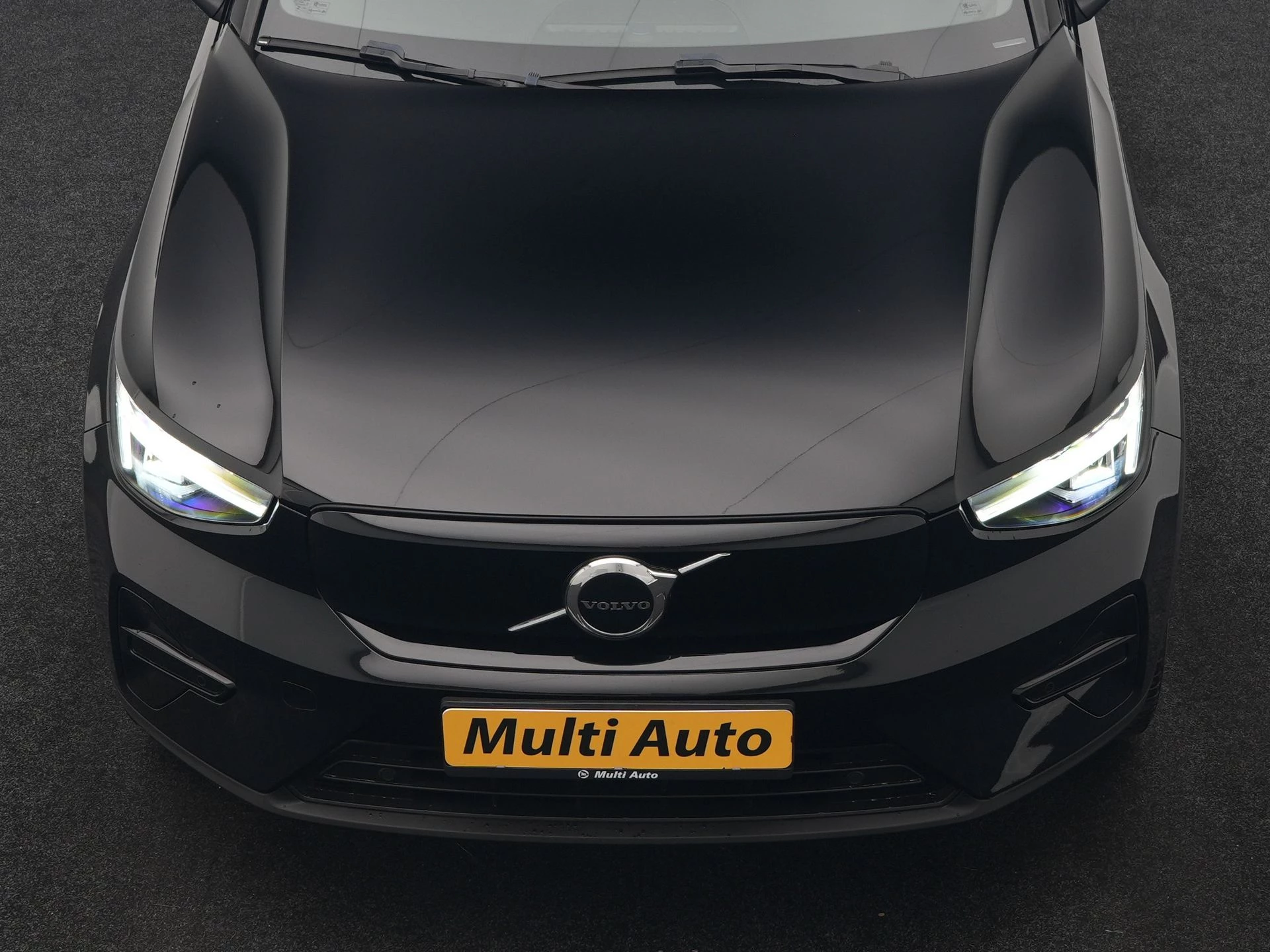 Hoofdafbeelding Volvo C40