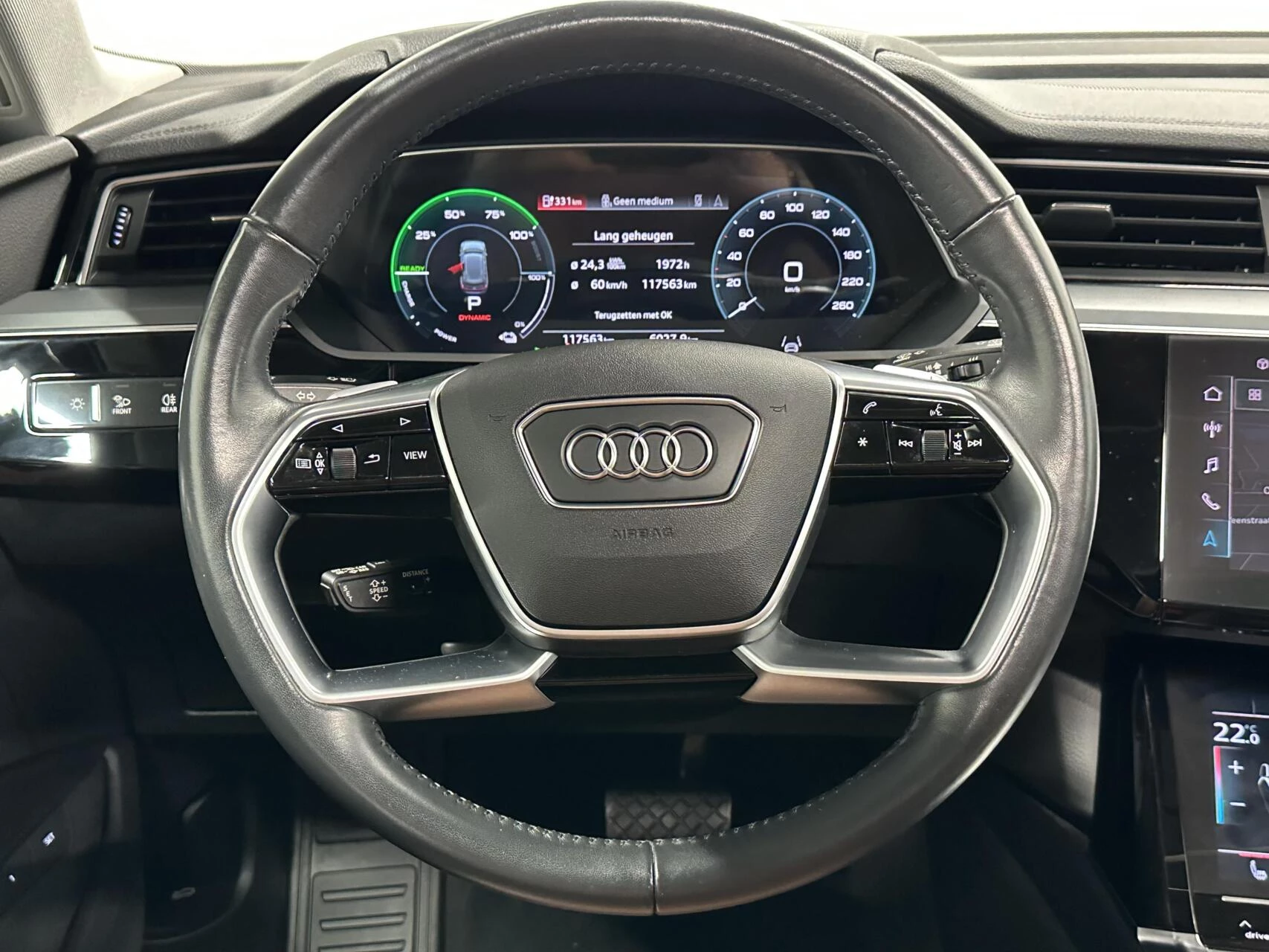 Hoofdafbeelding Audi e-tron