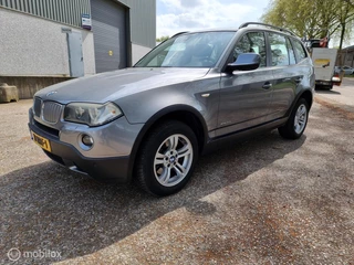 BMW X3 2.0i  Zeer mooie Auto.