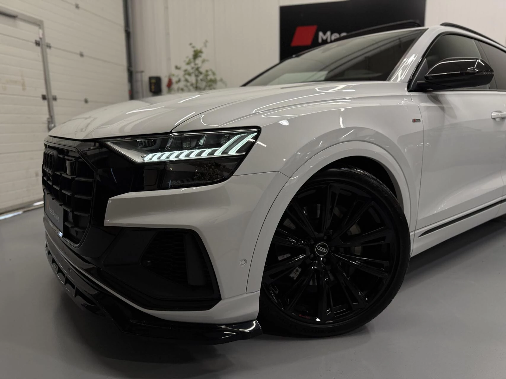 Hoofdafbeelding Audi Q8