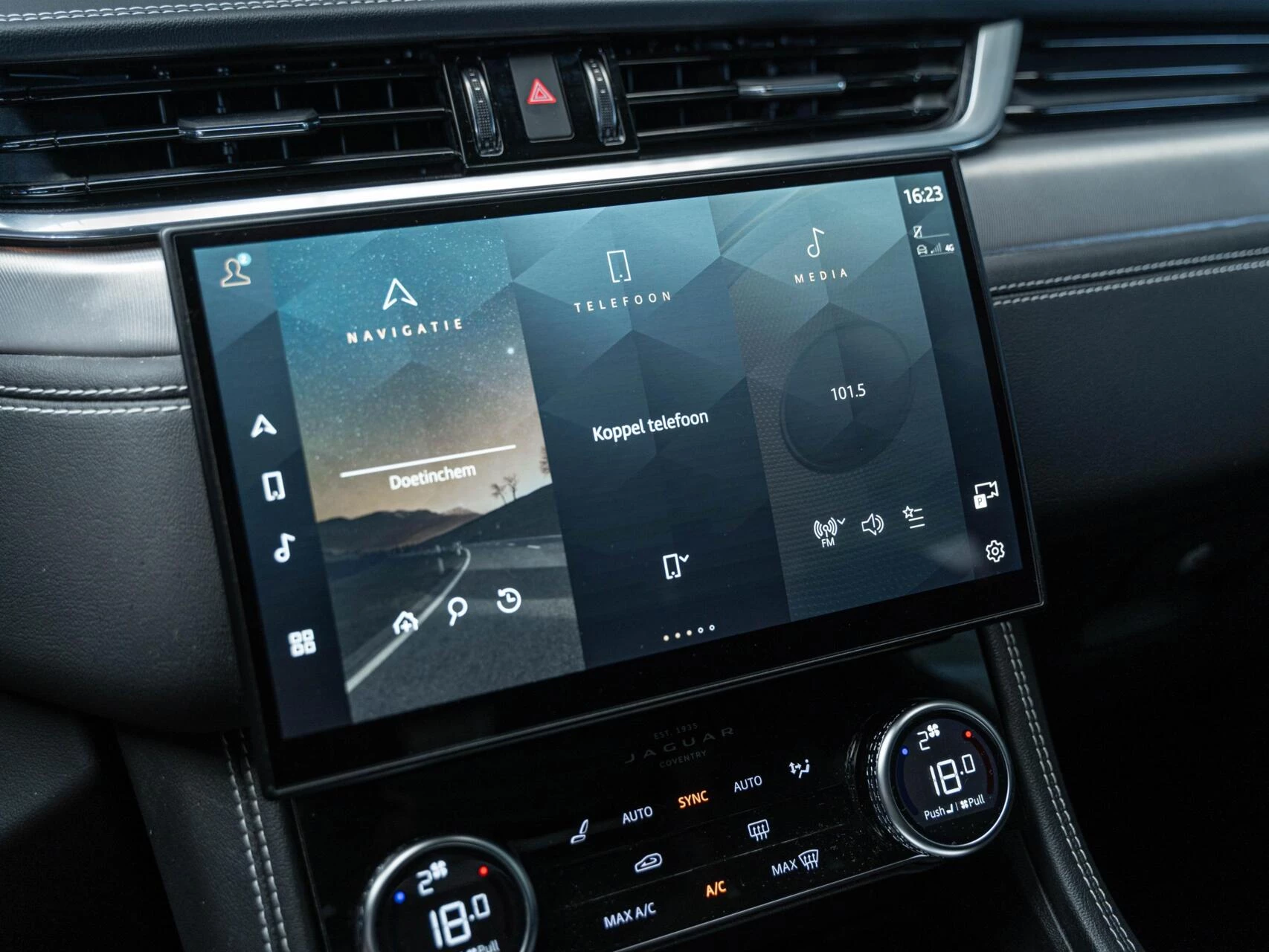 Hoofdafbeelding Jaguar F-PACE