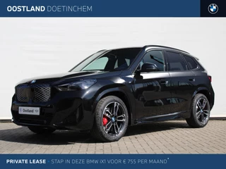 BMW iX1 eDrive20 M Sport / Panoramadak / Trekhaak / Sportstoelen / Adaptieve LED / M Adaptief onderstel / Comfort Access / Parking Assistant
