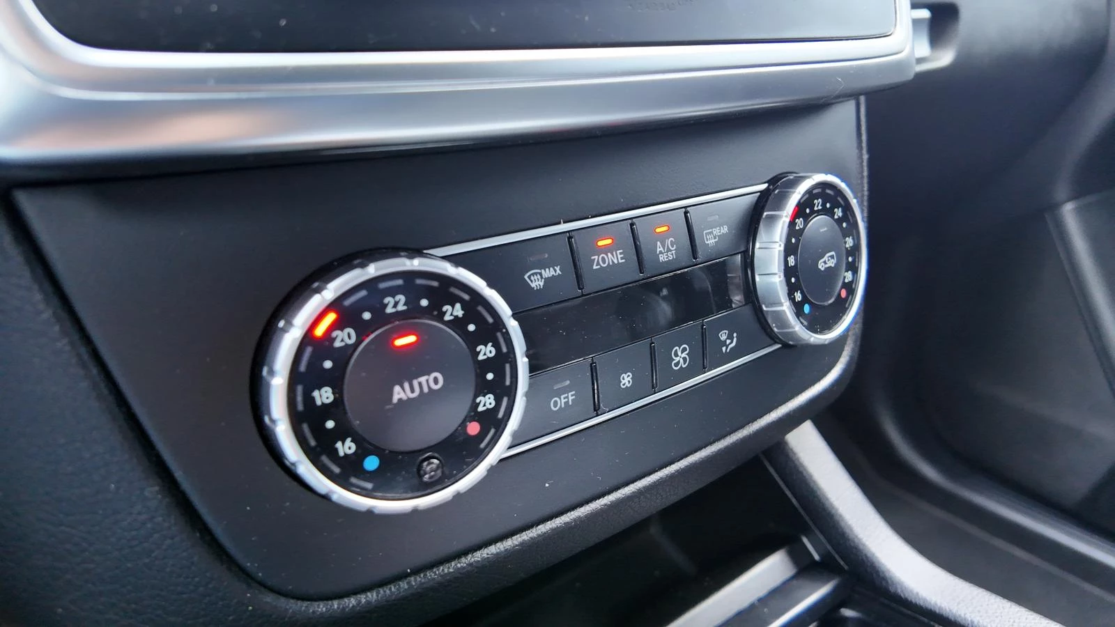 Hoofdafbeelding Mercedes-Benz M-Klasse