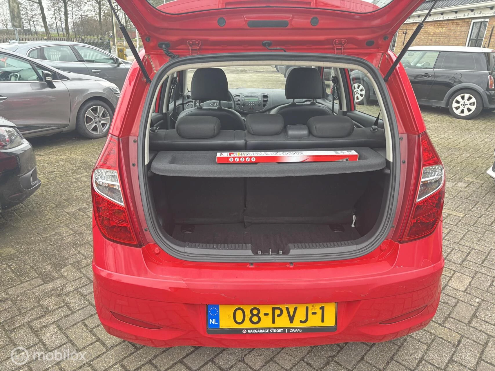 Hoofdafbeelding Hyundai i10