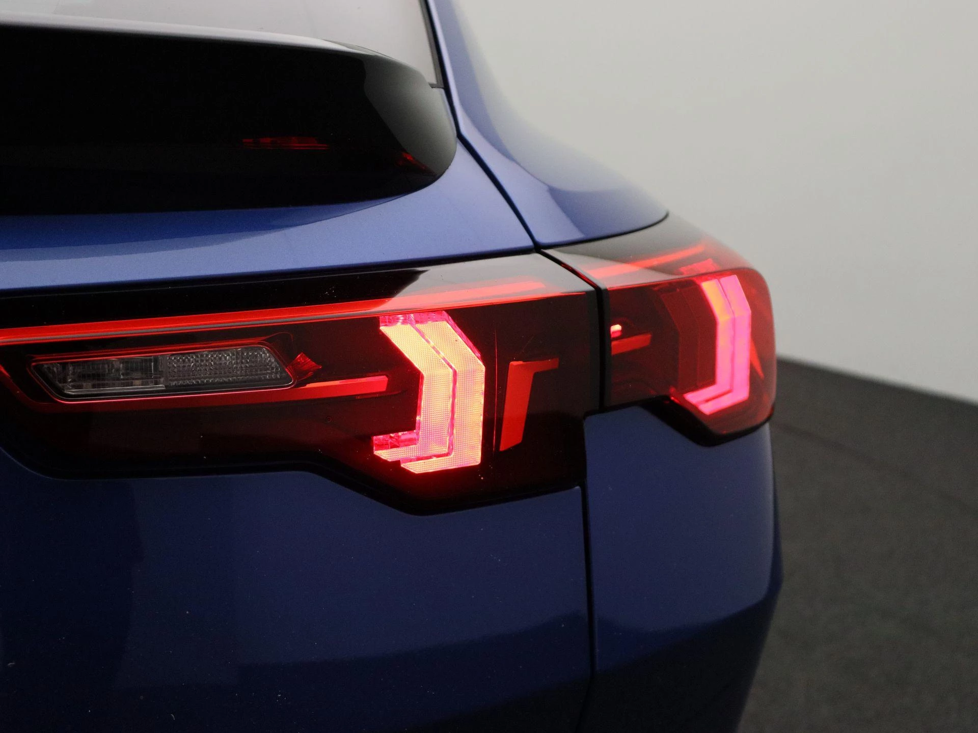 Hoofdafbeelding BMW iX2