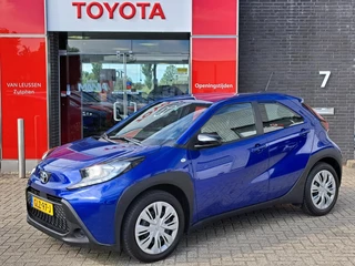 Toyota Aygo X Play APPLE & ANDROID AIRCO CAMERA AD-CRUISE METALLIC