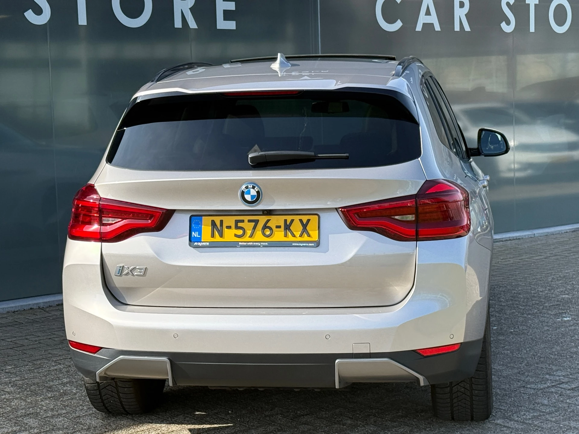 Hoofdafbeelding BMW iX3