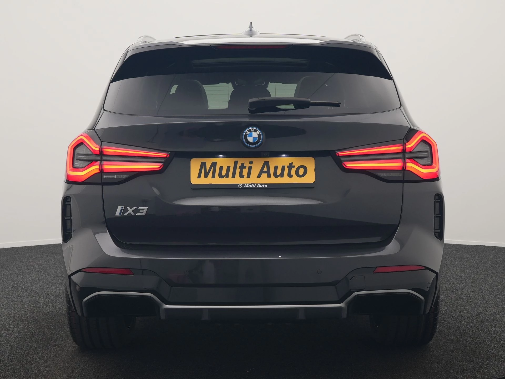 Hoofdafbeelding BMW iX3